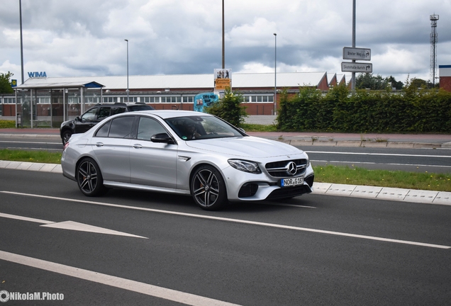 Mercedes-AMG E 63 S W213