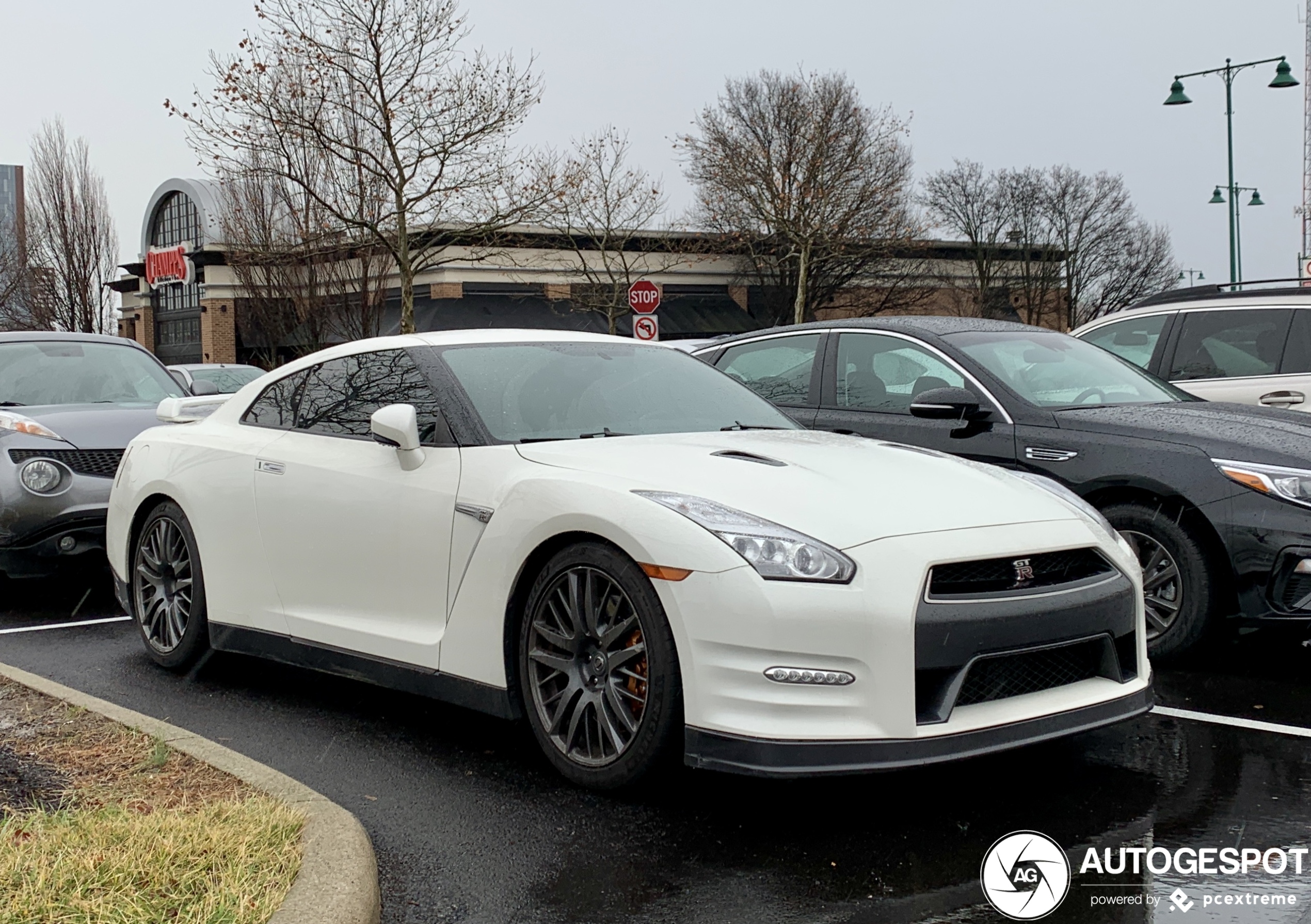 Nissan GT-R 2014