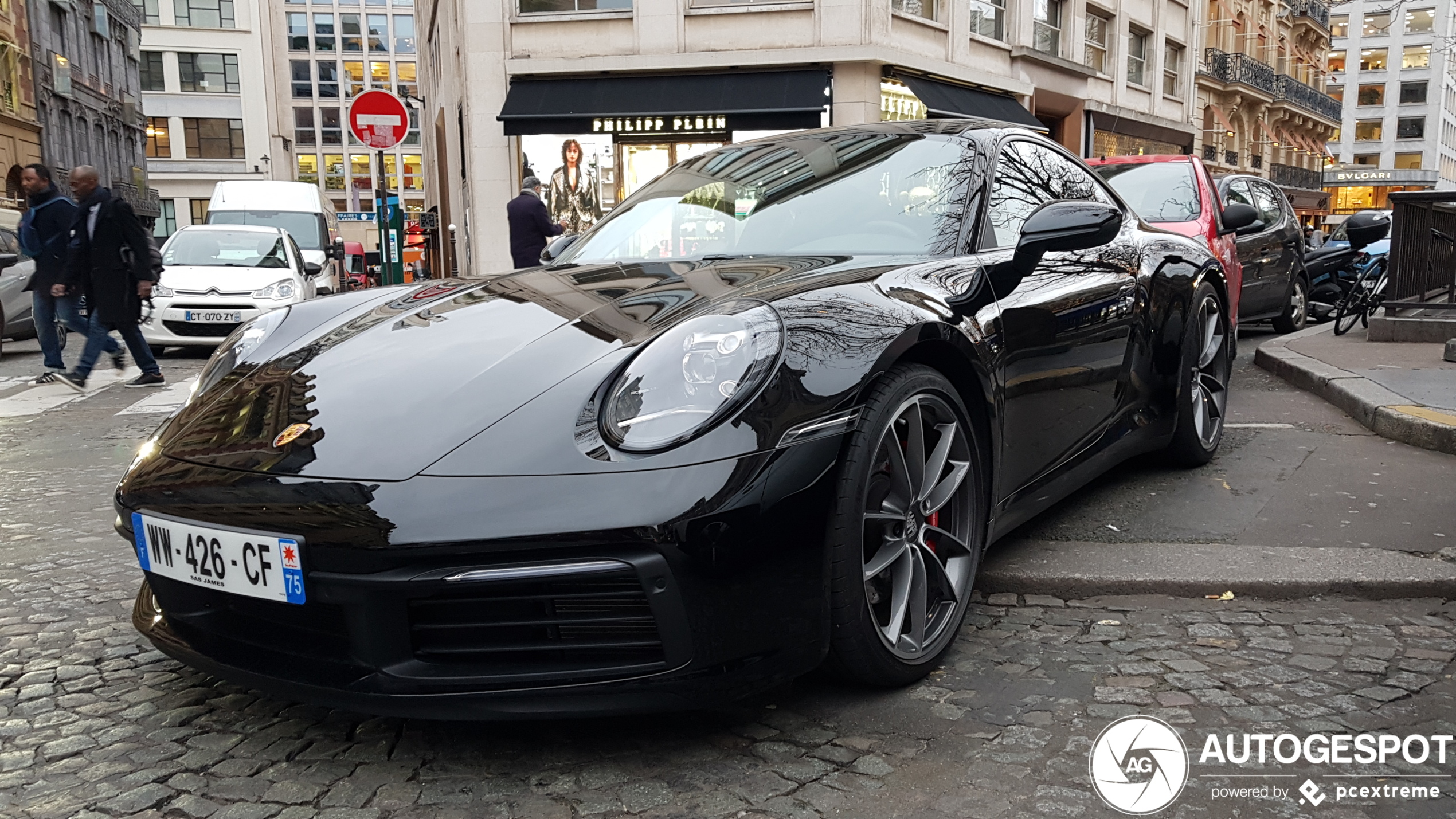 Porsche 992 Carrera 4S