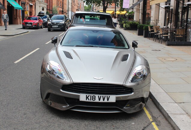 Aston Martin Vanquish 2013