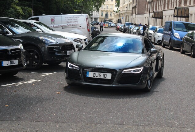 Audi R8 2013