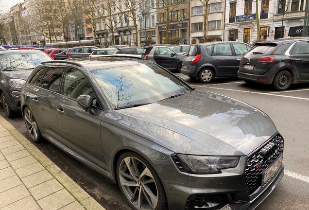 Audi RS4 Avant B9