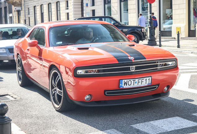 Dodge Challenger SRT-8