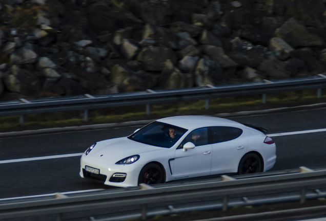 Porsche 970 Panamera GTS MkI