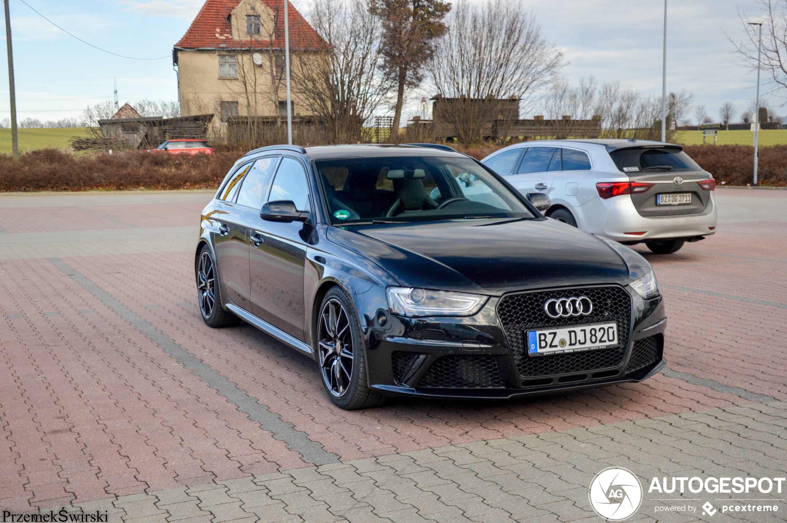 Audi RS4 Avant B8