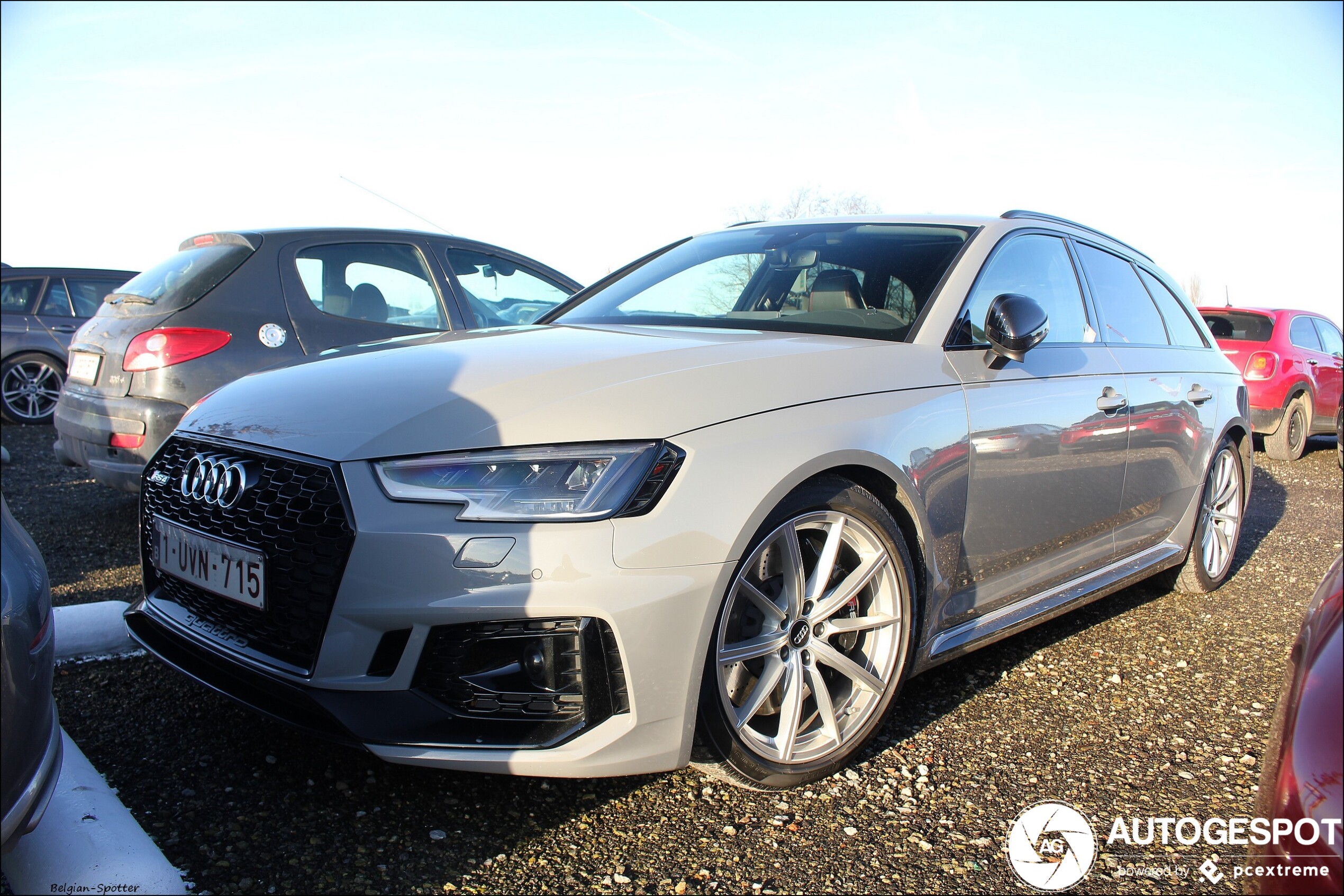 Audi RS4 Avant B9