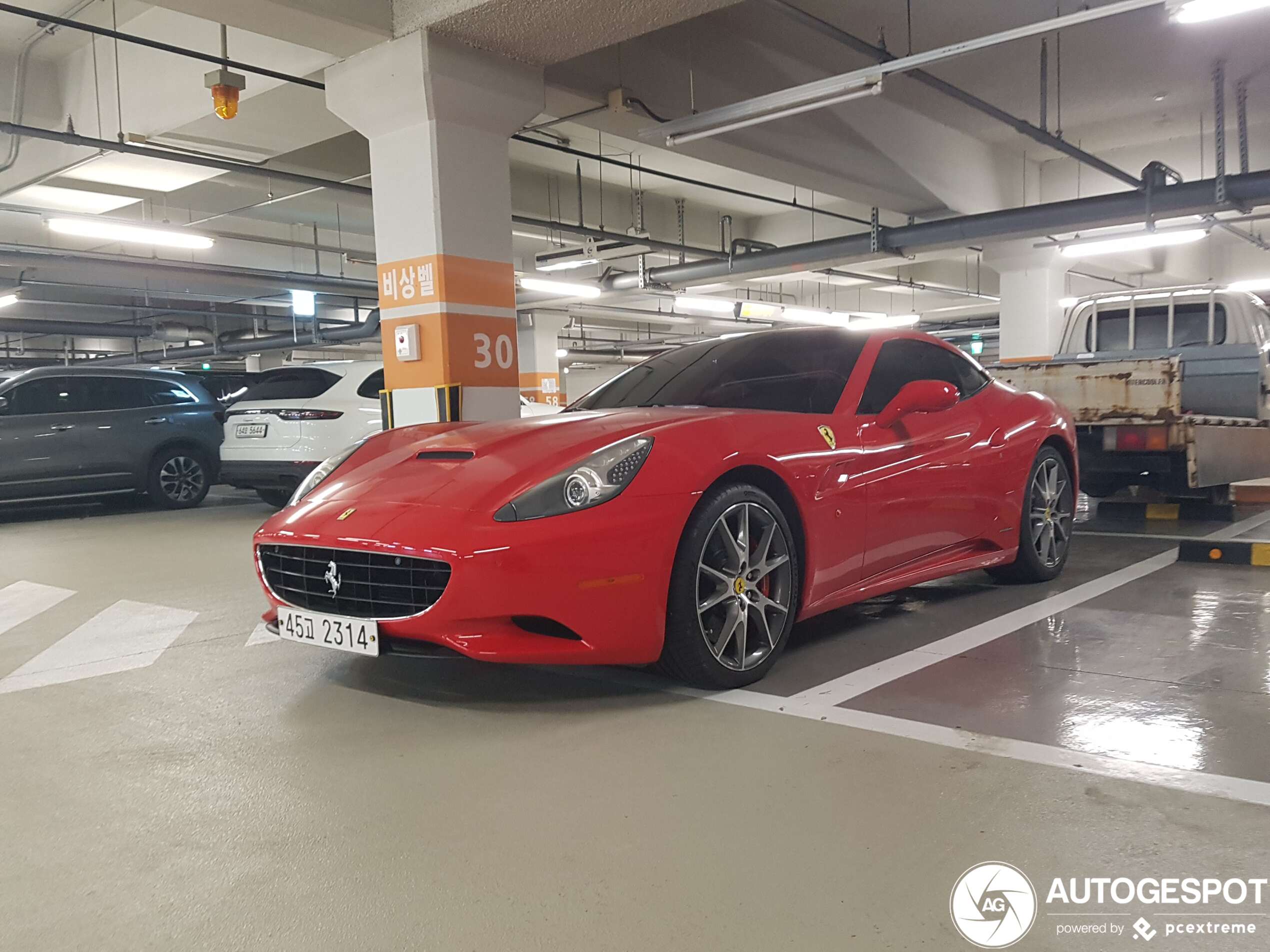 Ferrari California