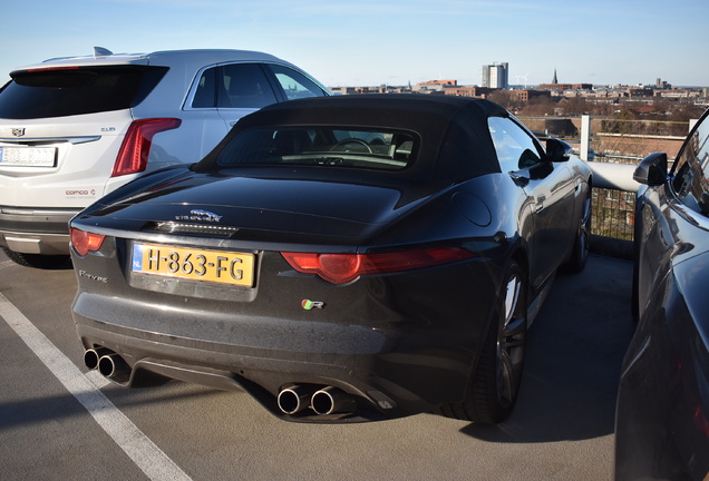 Jaguar F-TYPE R Convertible