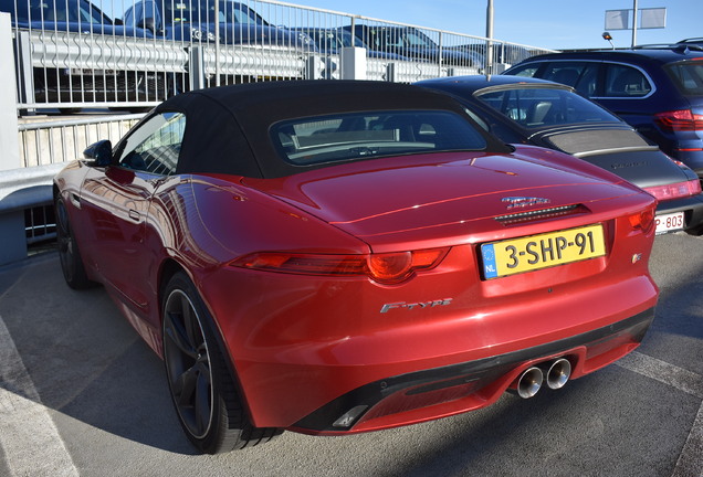 Jaguar F-TYPE S Convertible