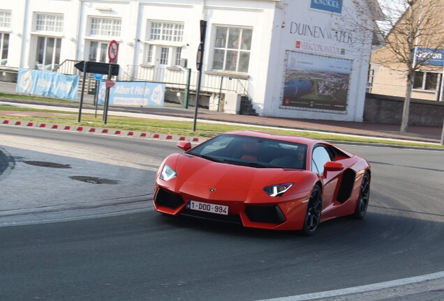 Lamborghini Aventador LP700-4