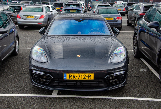 Porsche 971 Panamera Turbo S E-Hybrid