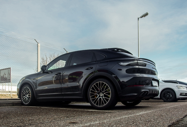 Porsche Cayenne Coupé Turbo S E-Hybrid