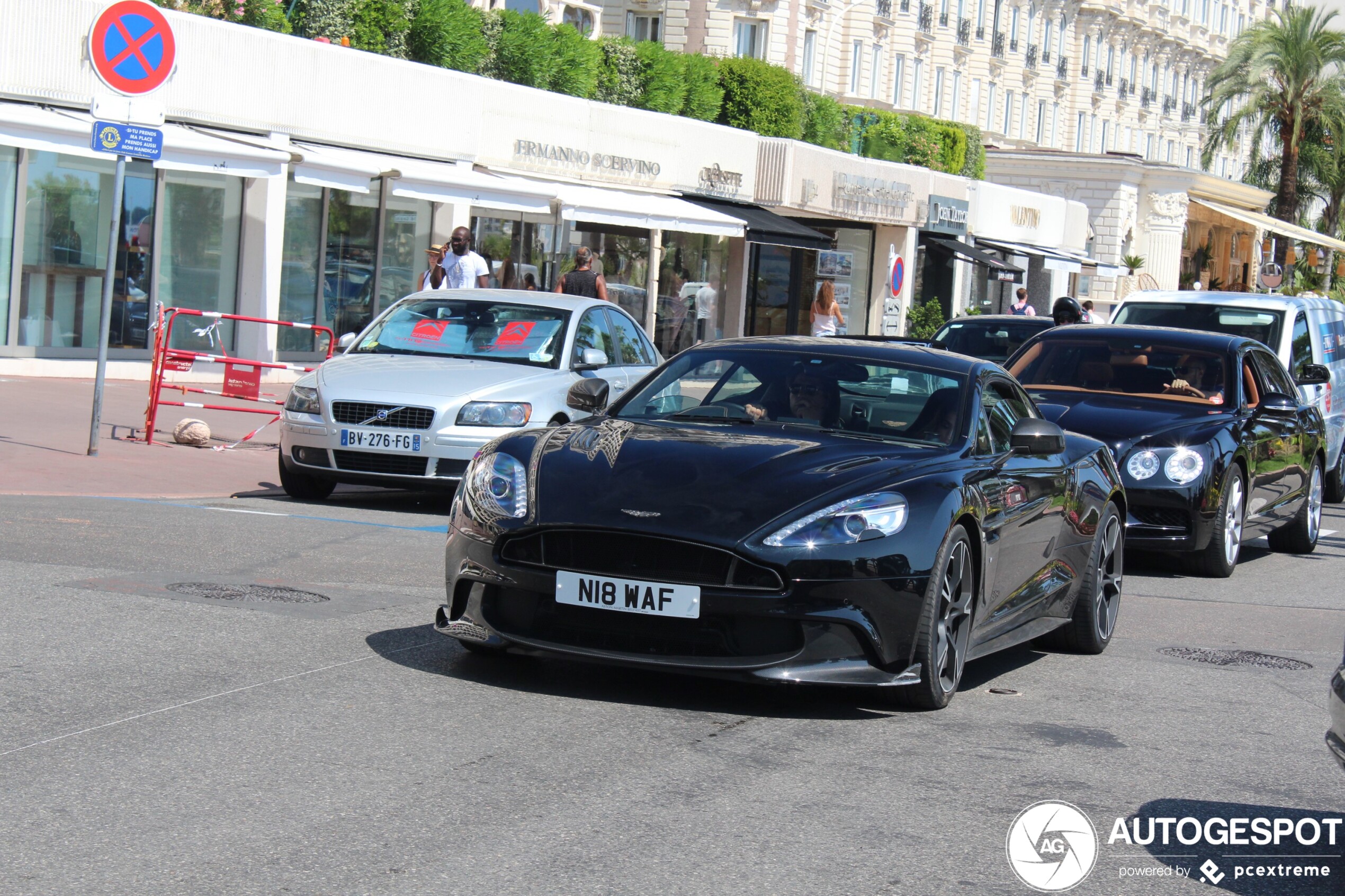 Aston Martin Vanquish S 2017 Ultimate Edition