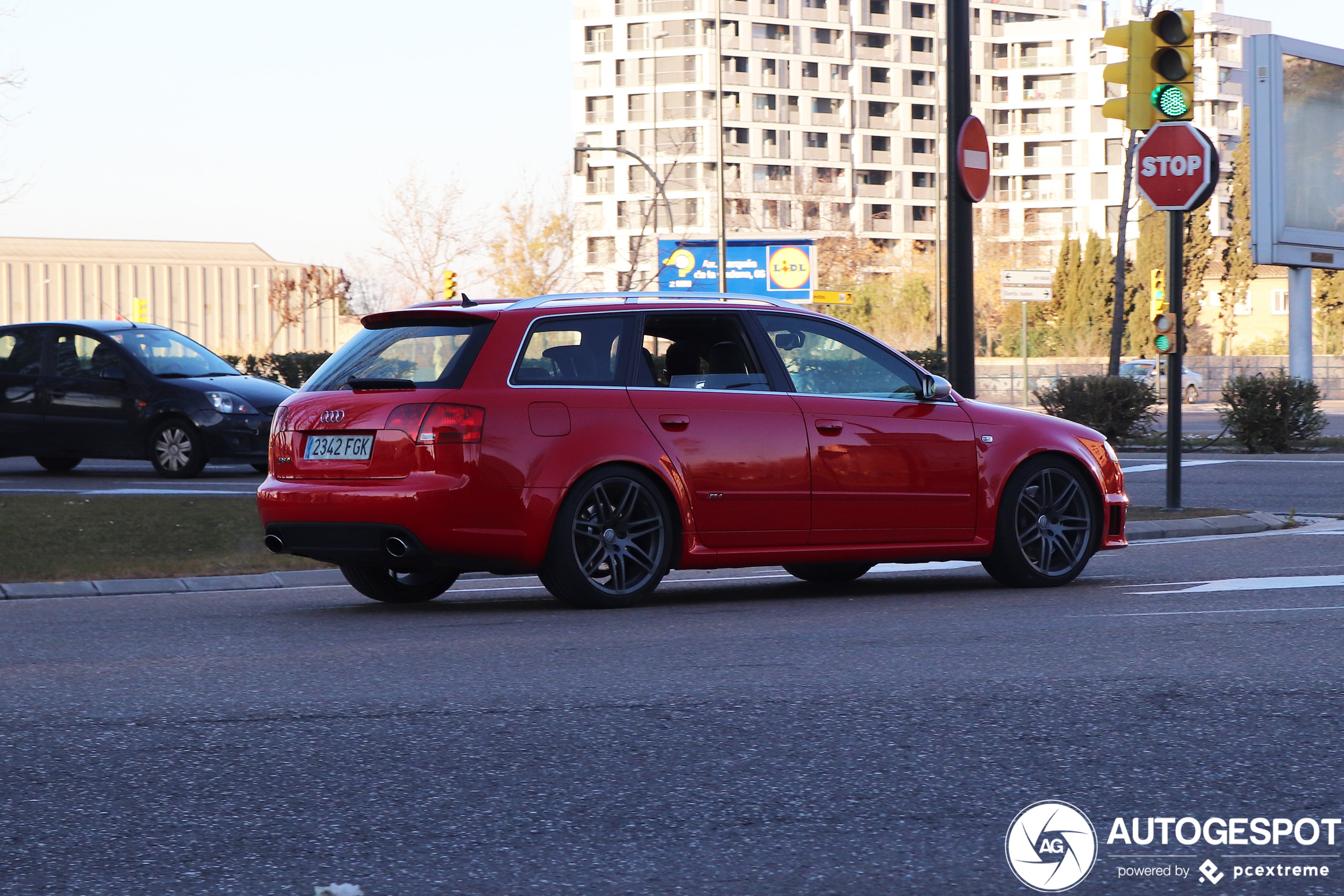 Audi RS4 Avant B7