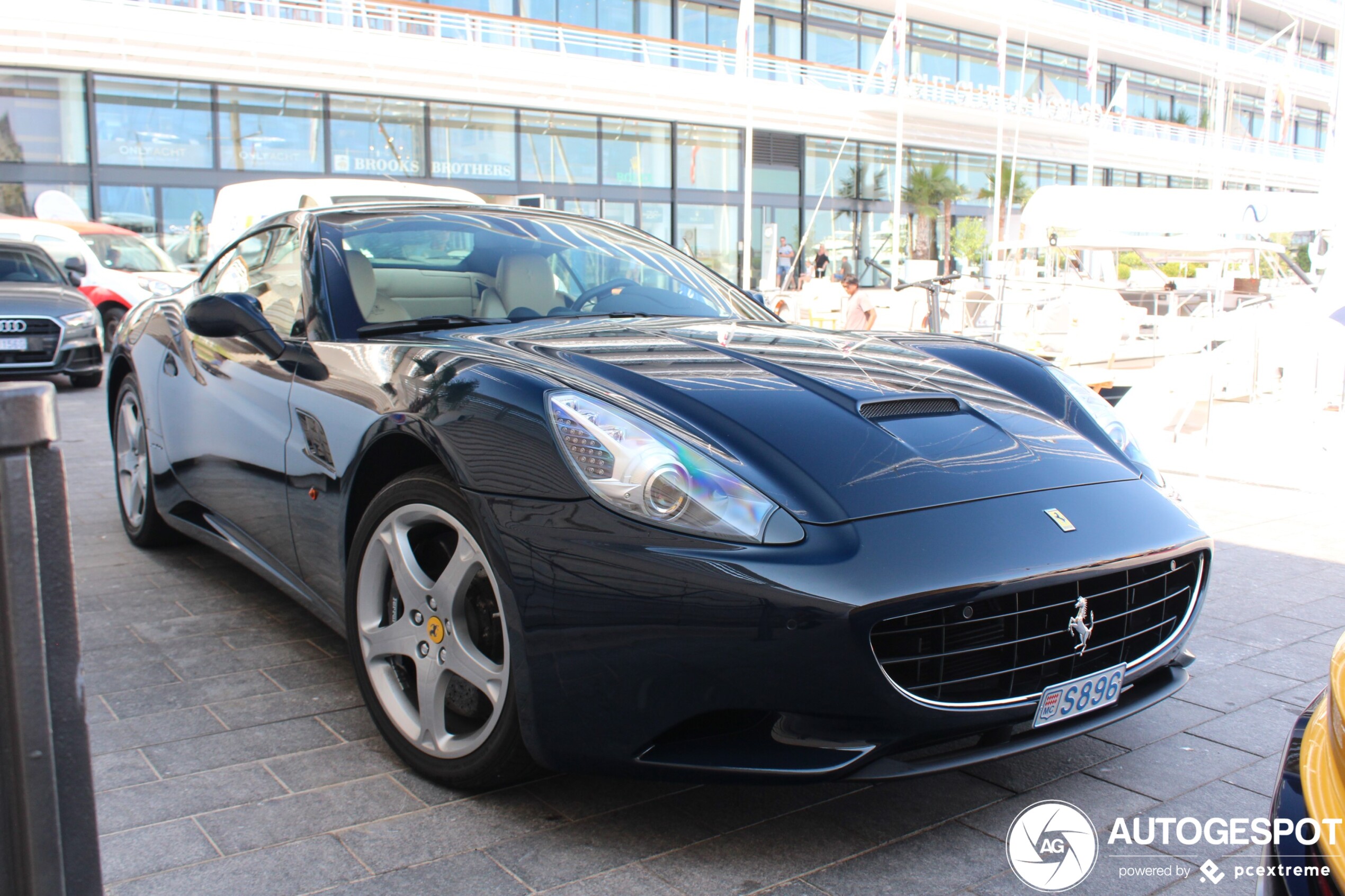 Ferrari California