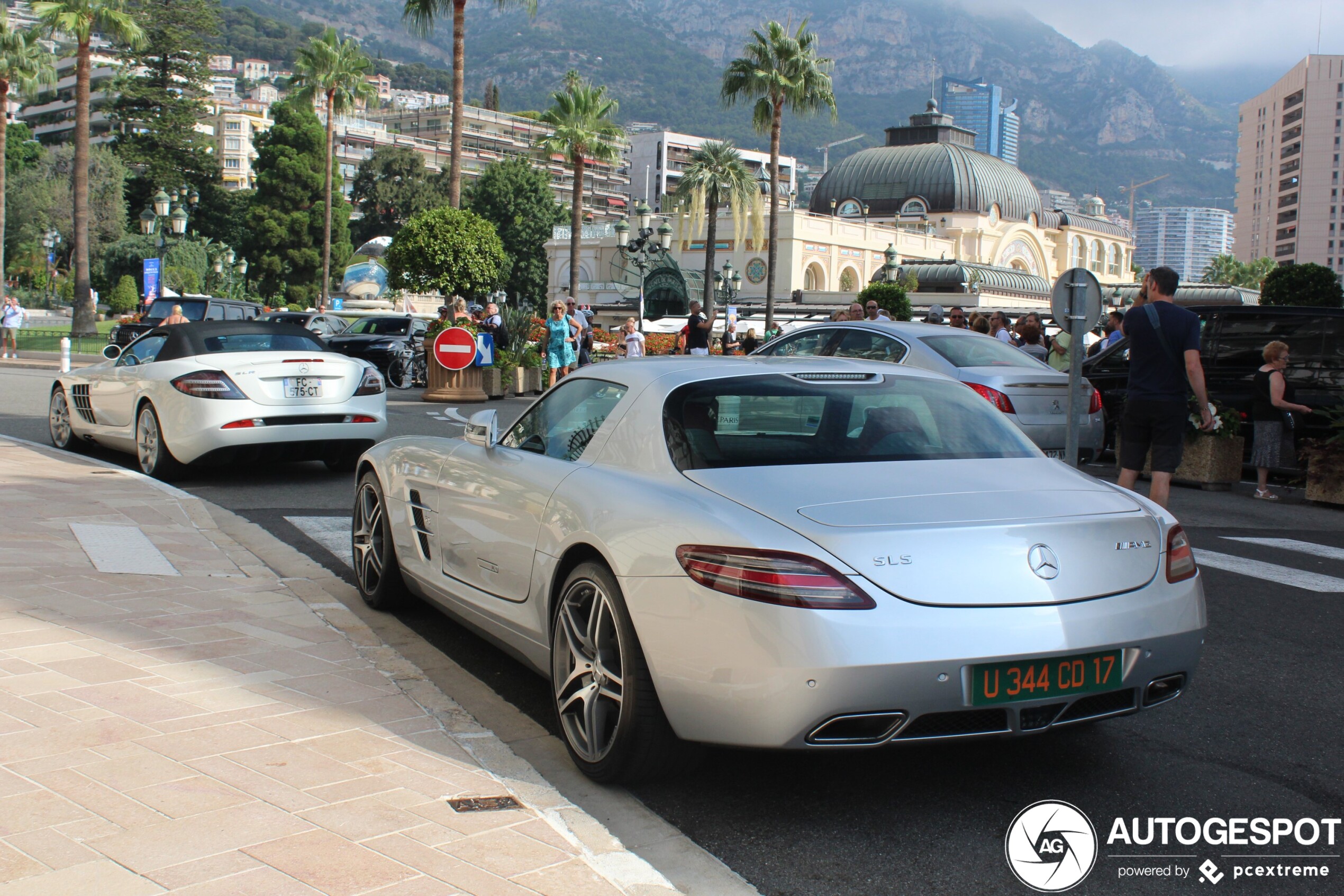 Mercedes-Benz SLS AMG