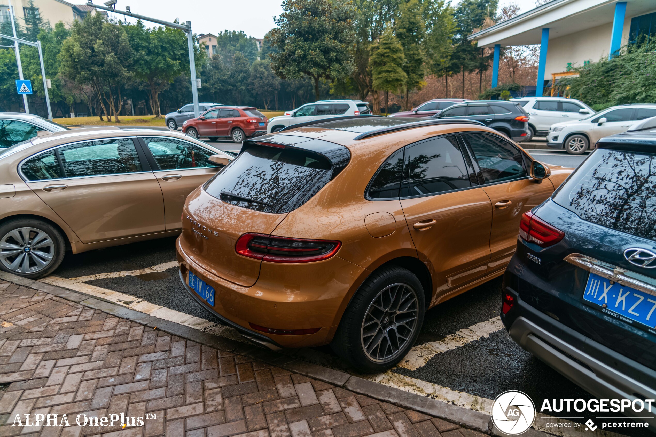 Porsche 95B Macan Turbo