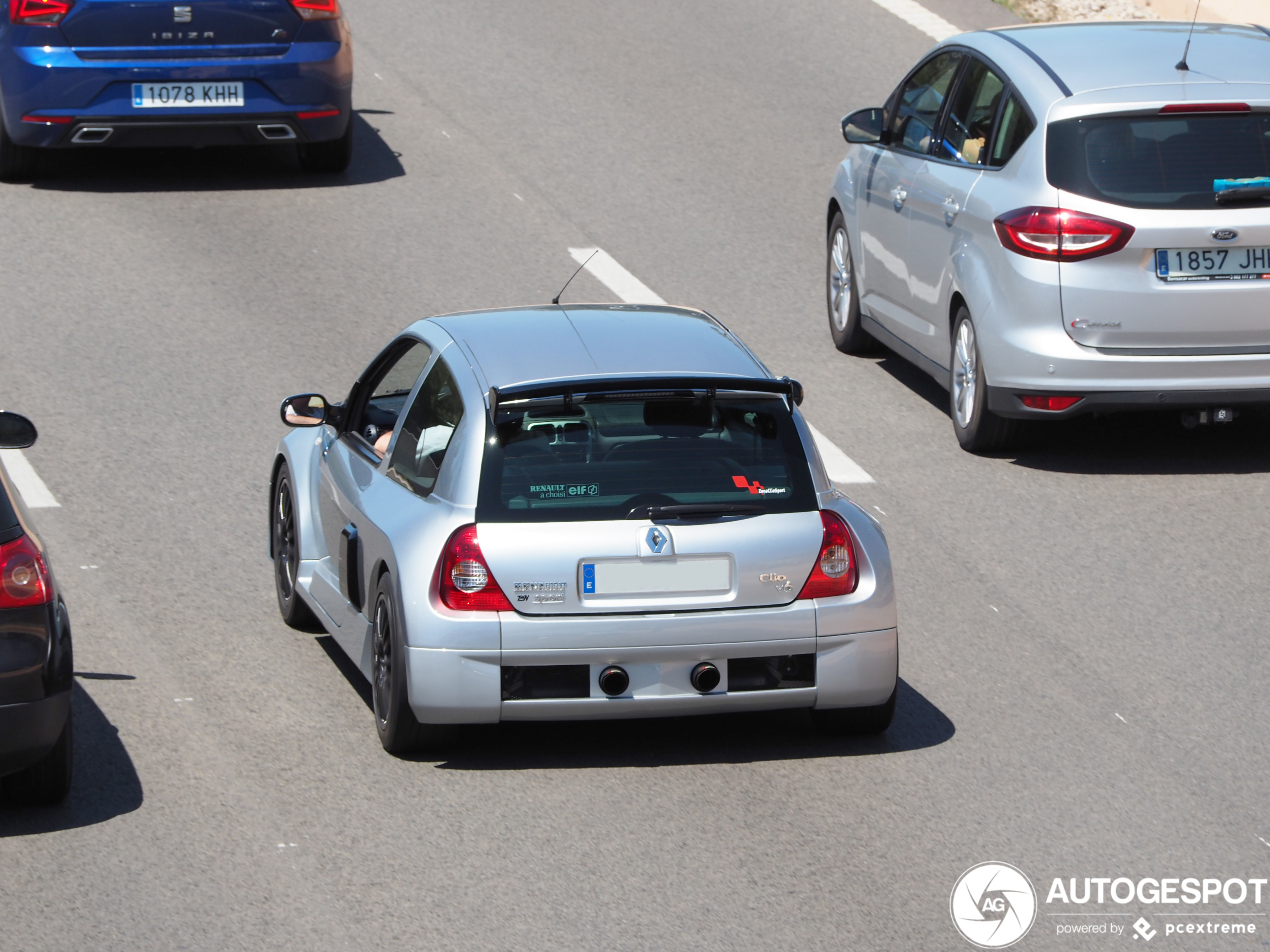 Renault Clio V6