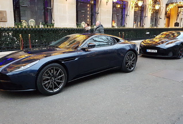 Aston Martin DB11 V8