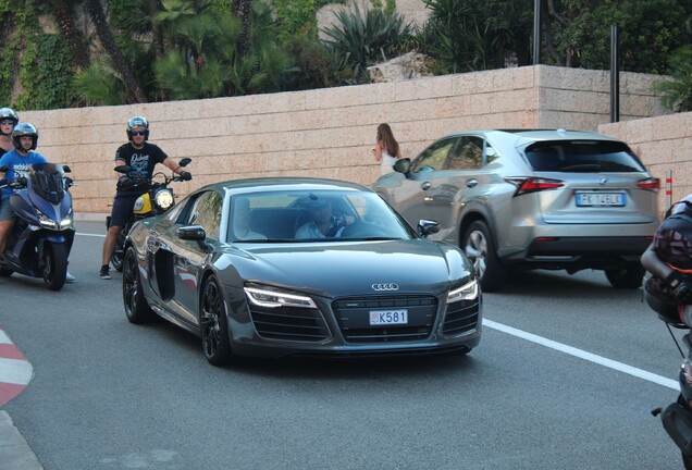 Audi R8 V10 Plus 2013