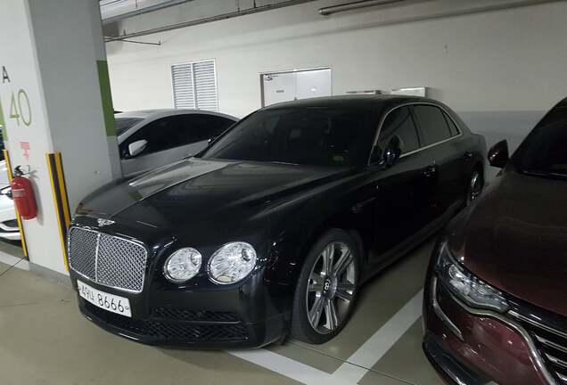 Bentley Flying Spur V8