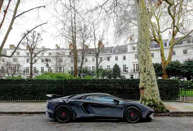 Lamborghini Aventador LP750-4 SuperVeloce