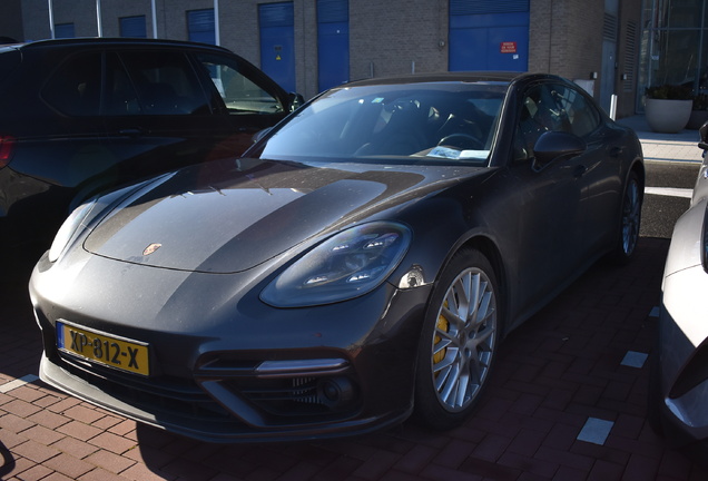 Porsche 971 Panamera Turbo S E-Hybrid