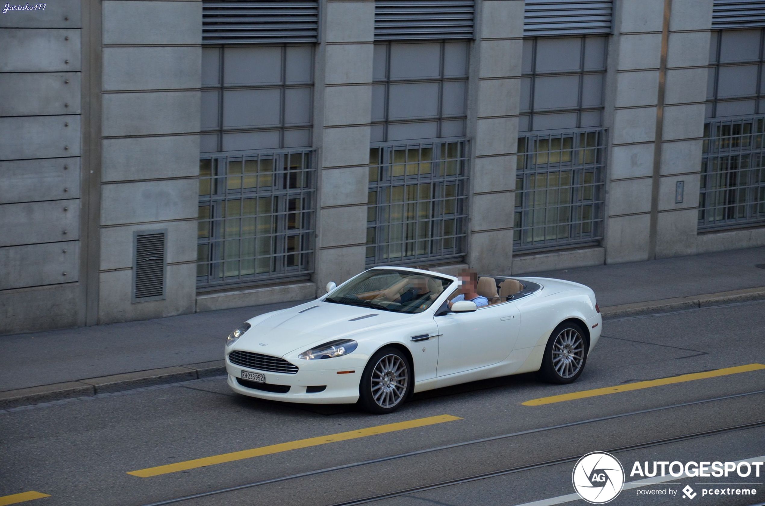 Aston Martin DB9 Volante