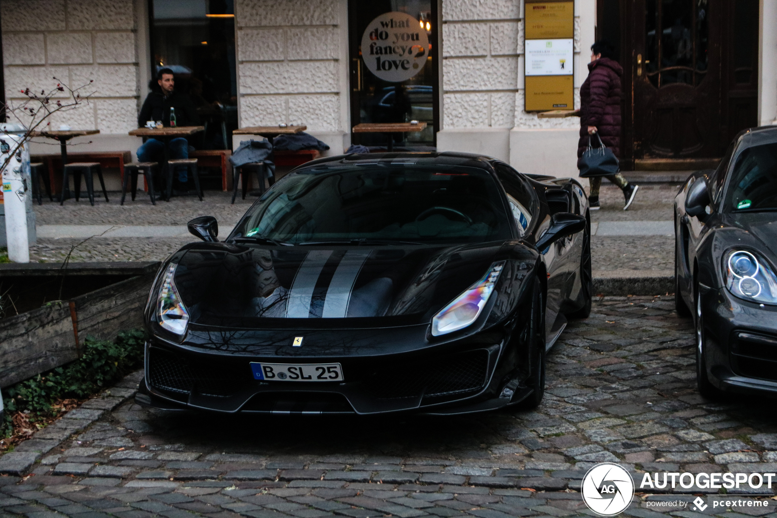 Ferrari 488 Pista