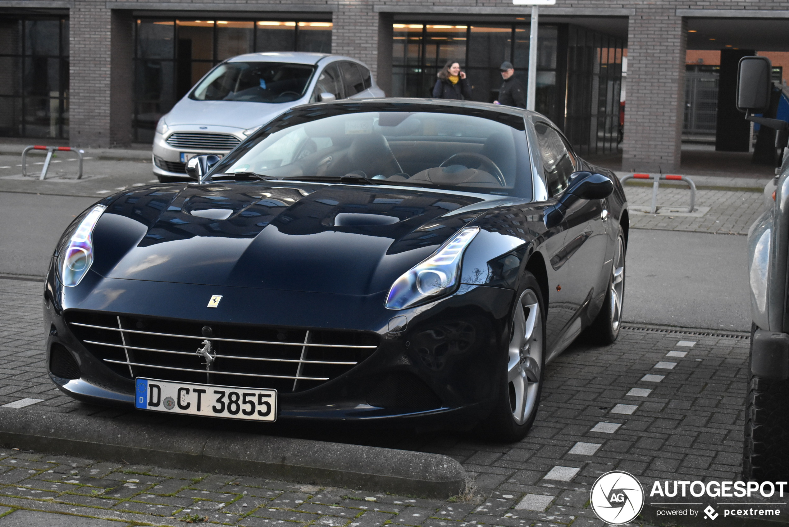 Ferrari California T