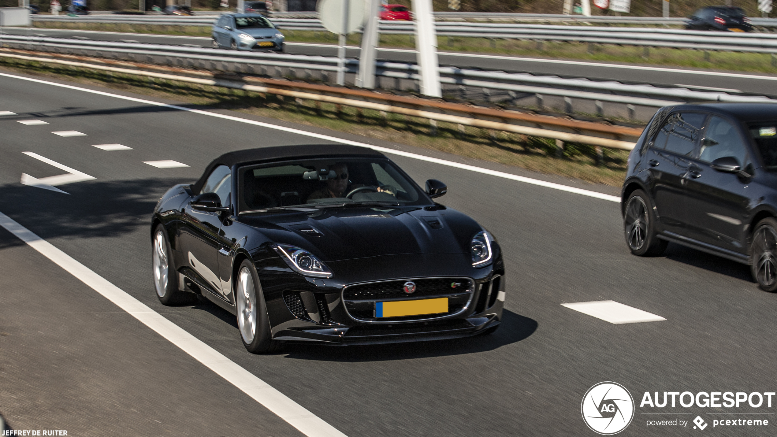 Jaguar F-TYPE S AWD Convertible