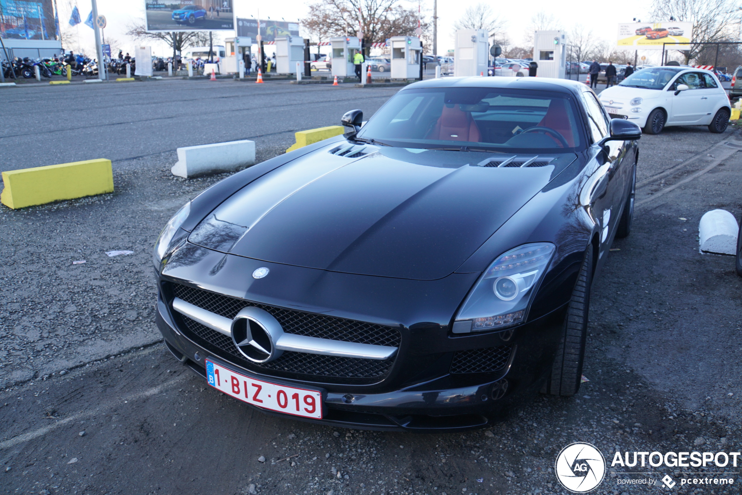 Mercedes-Benz SLS AMG