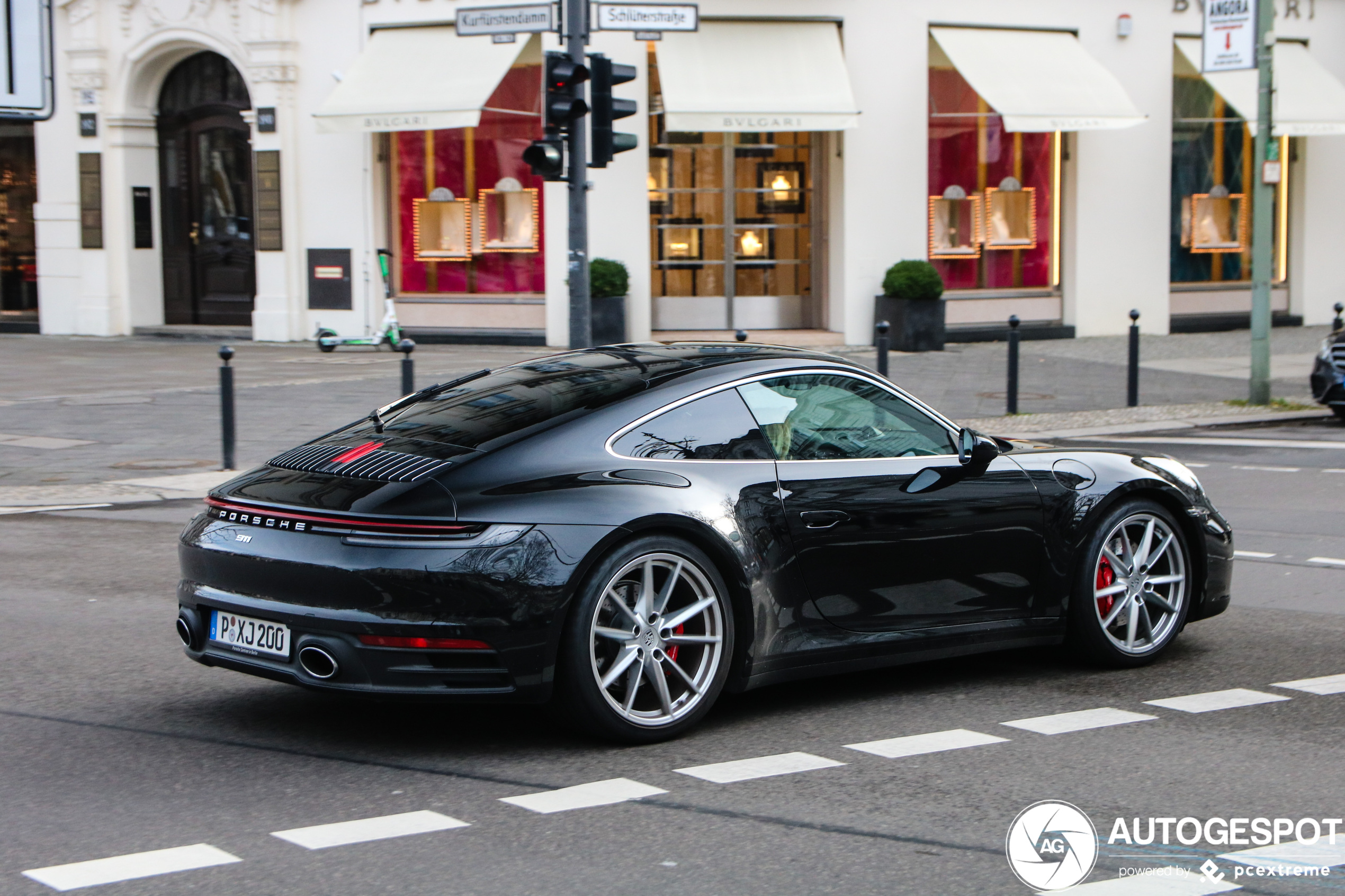 Porsche 992 Carrera 4S