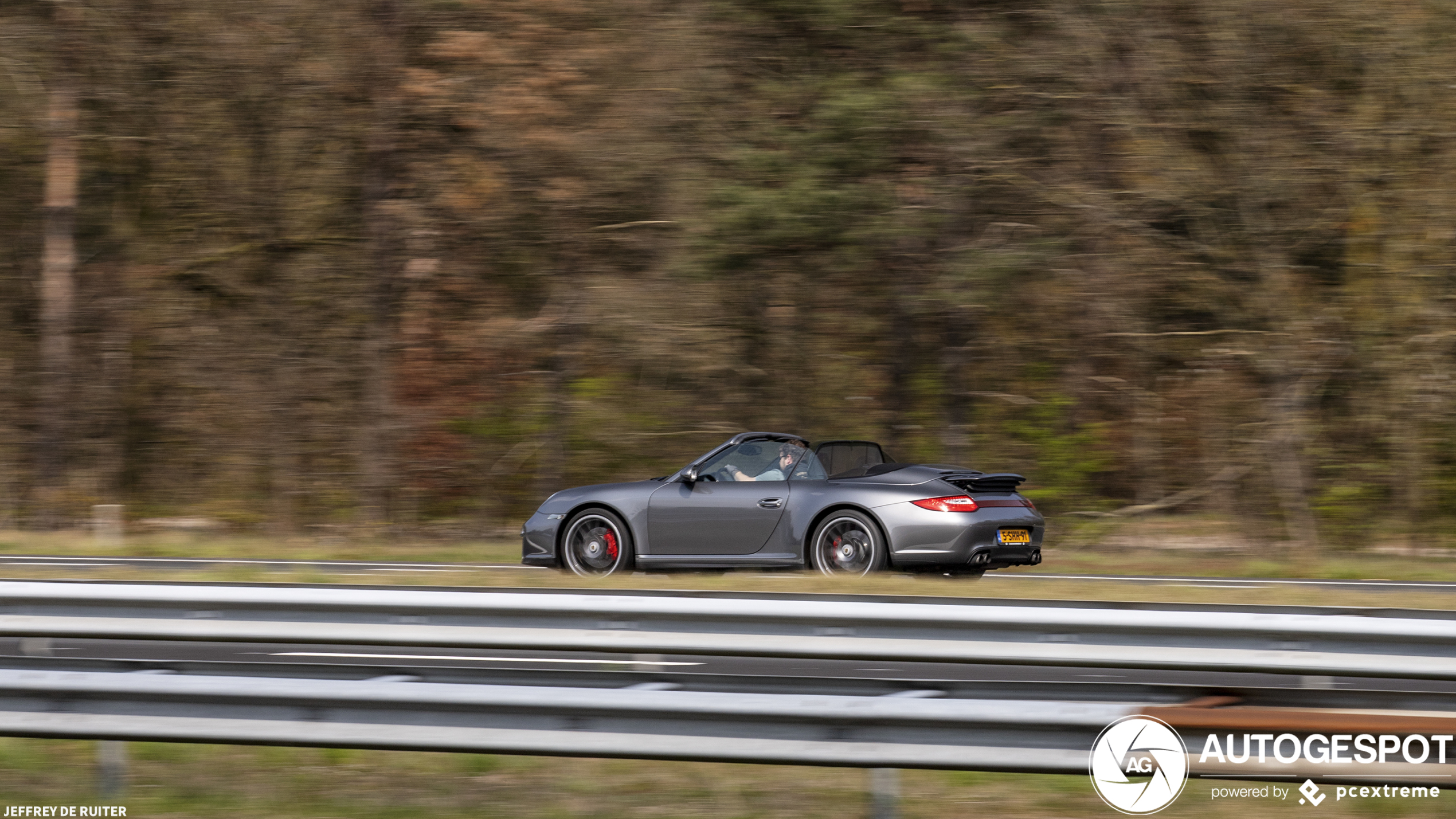 Porsche 997 Carrera 4 GTS Cabriolet