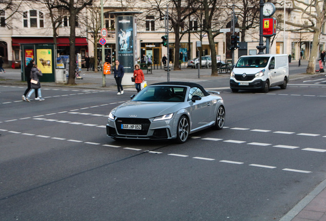 Audi TT-RS Roadster 2017