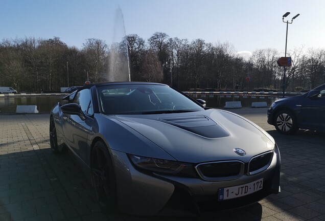 BMW i8 Roadster