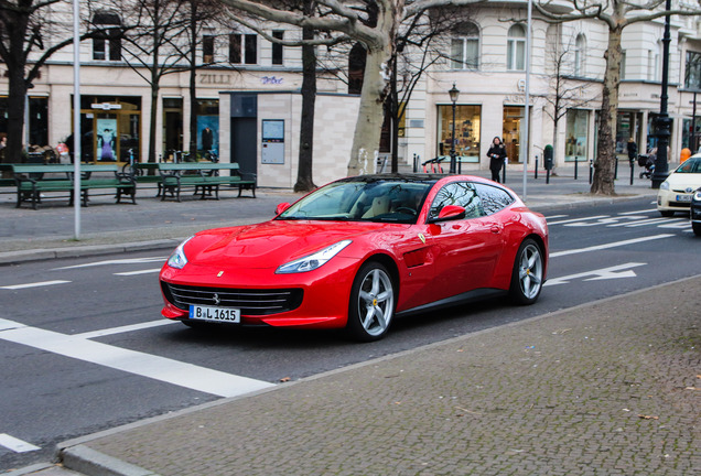 Ferrari GTC4Lusso