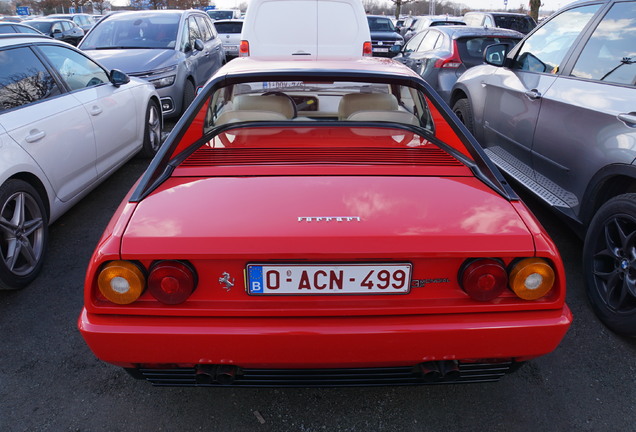 Ferrari Mondial 3.2