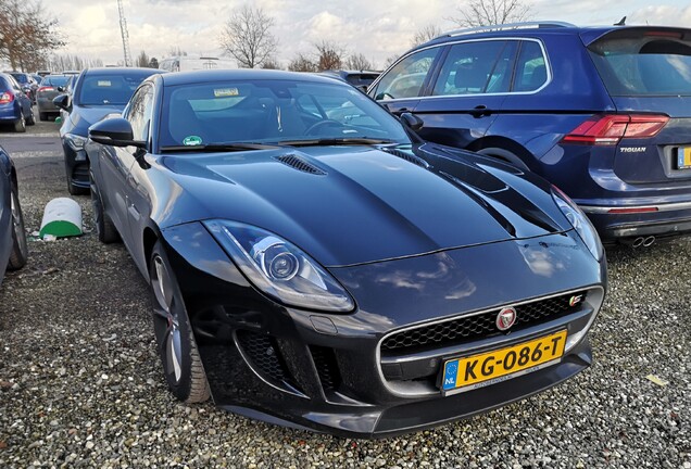 Jaguar F-TYPE S Coupé