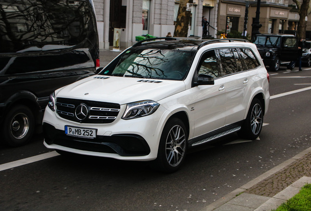 Mercedes-AMG GLS 63 X166