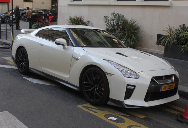 Nissan GT-R 2017
