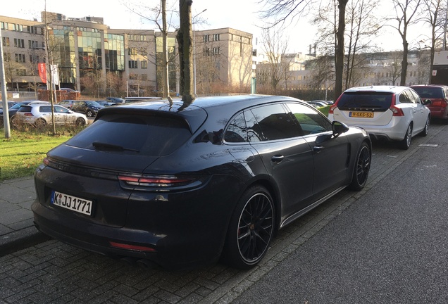 Porsche 971 Panamera GTS Sport Turismo