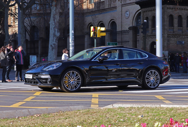 Porsche 971 Panamera Turbo S E-Hybrid