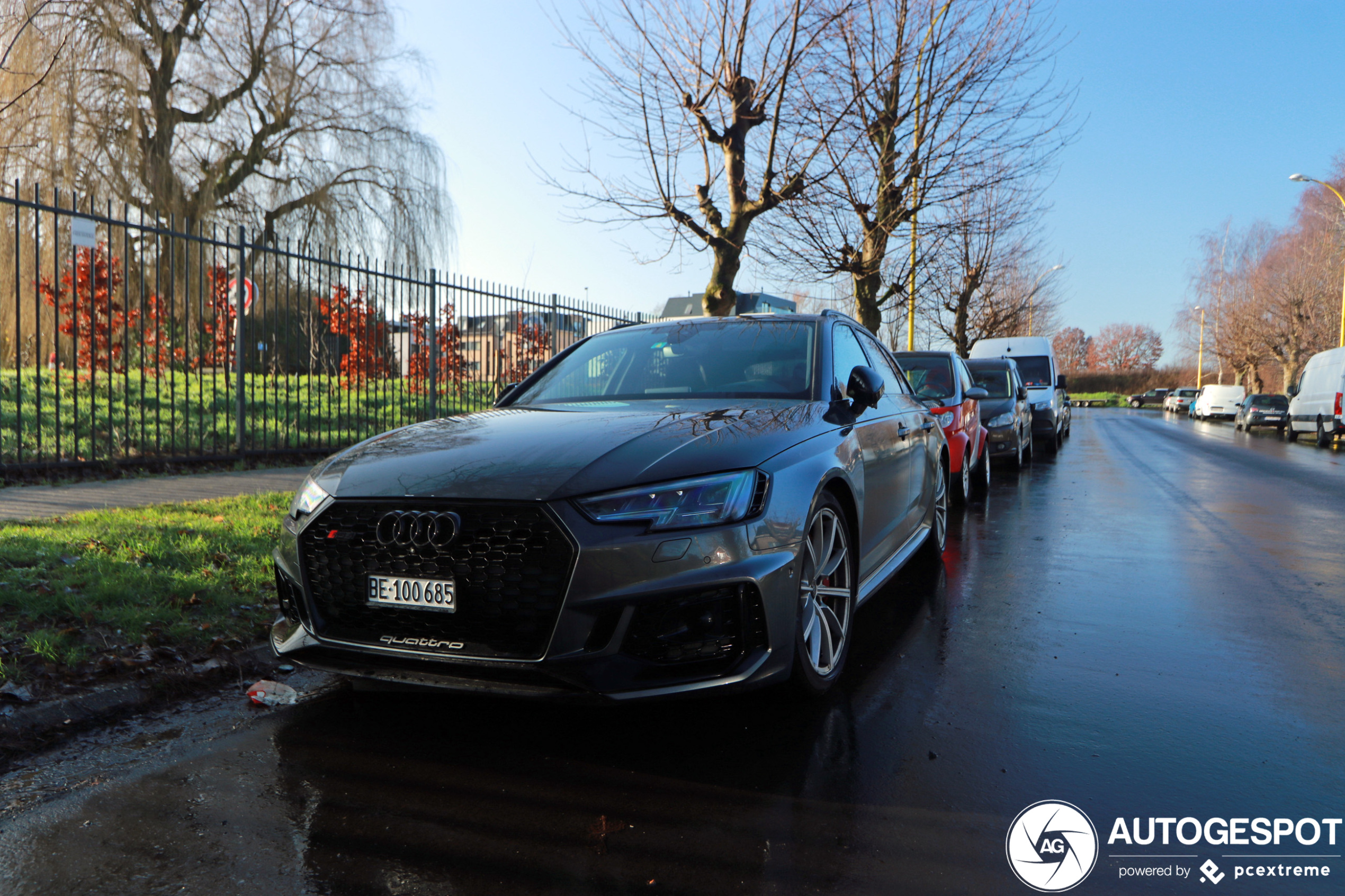 Audi RS4 Avant B9