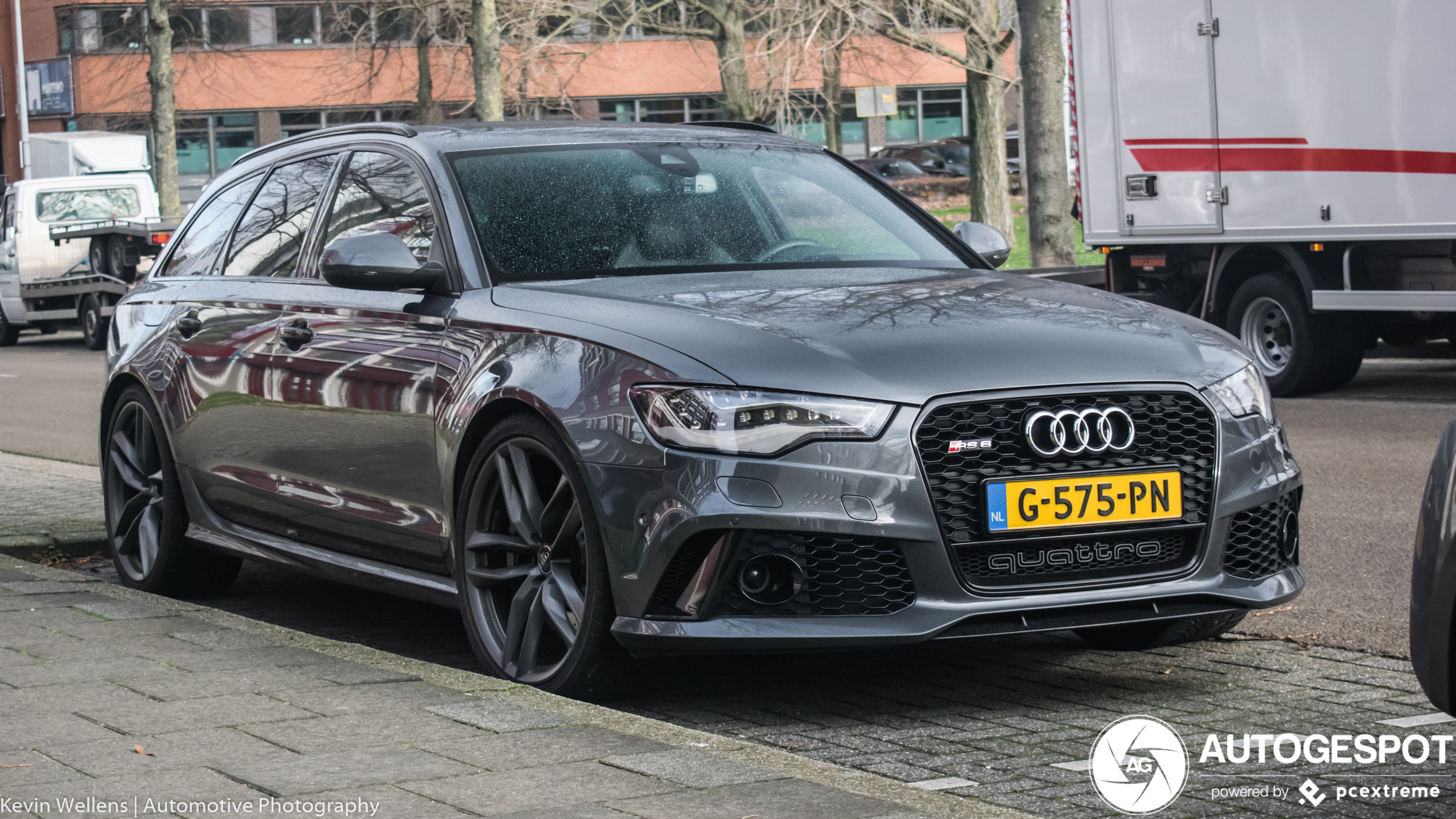 Audi RS6 Avant C7