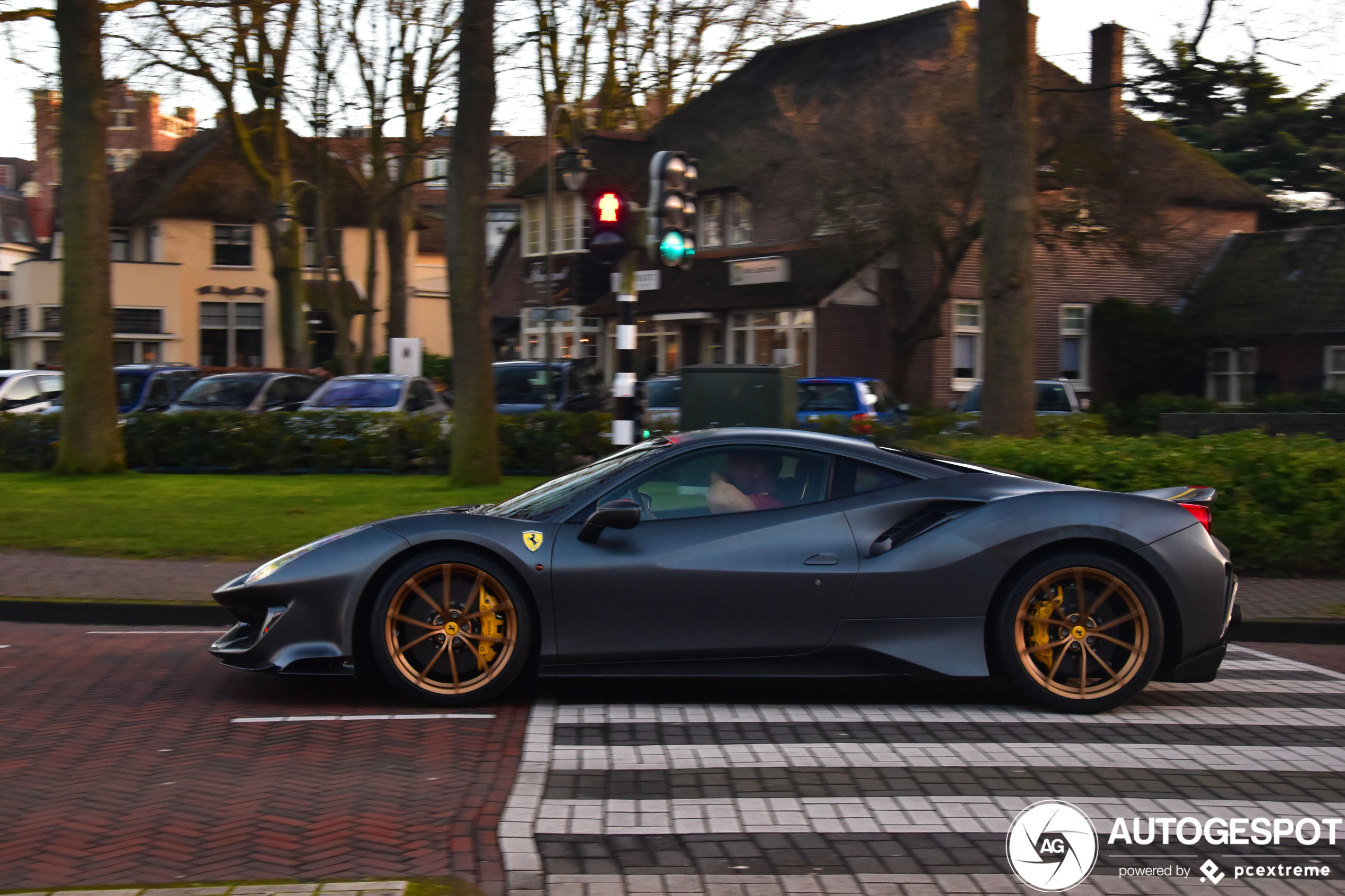 Ferrari 488 Pista