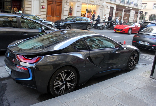 BMW i8