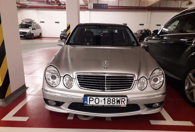 Mercedes-Benz E 55 AMG