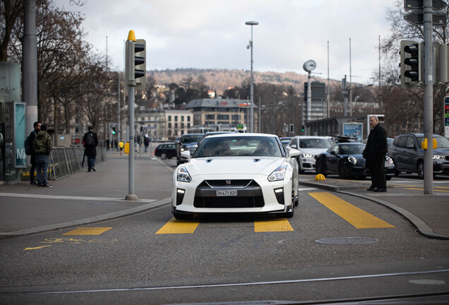 Nissan GT-R 2017