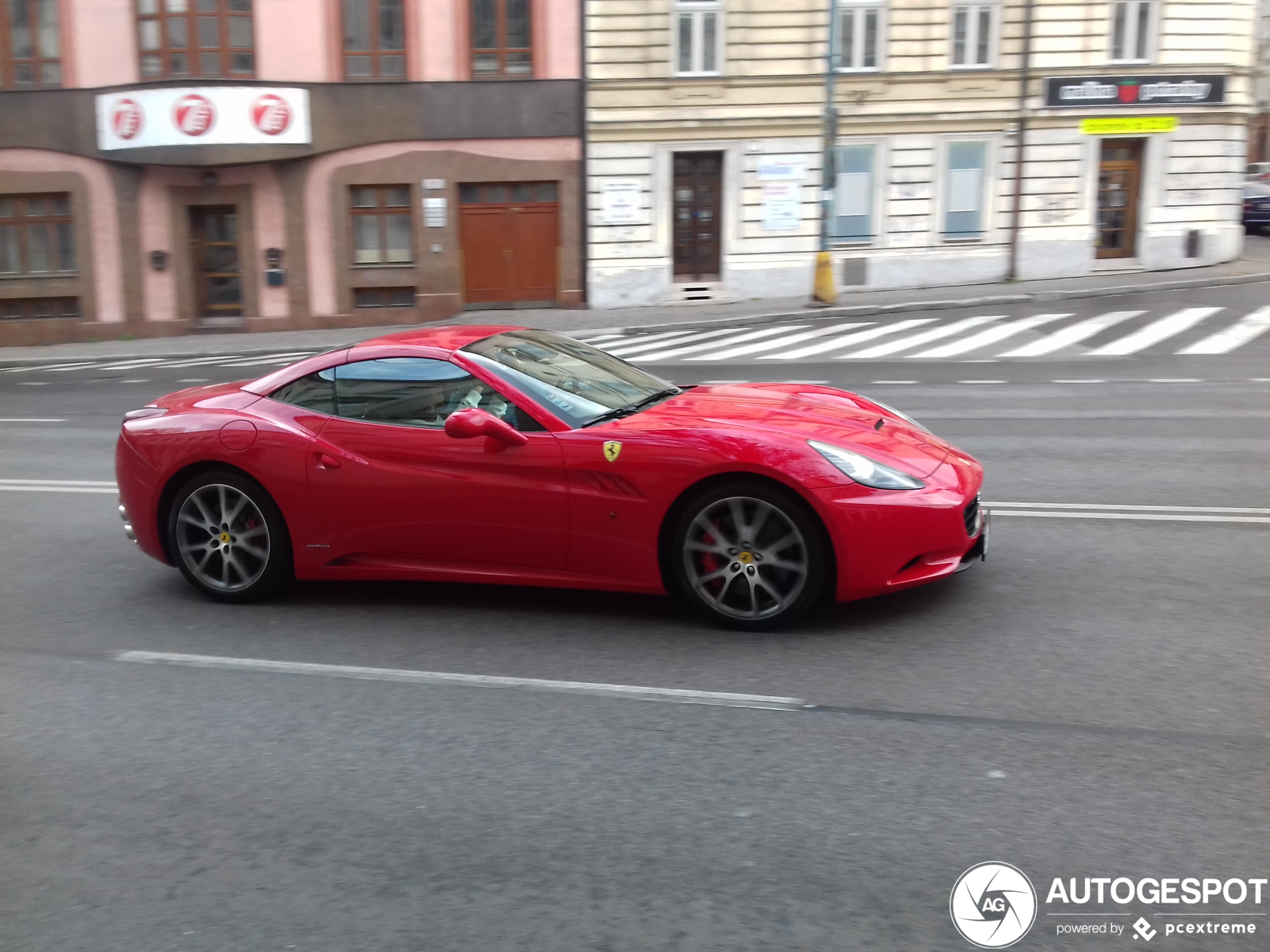 Ferrari California